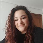 Profesora de dibujo y diseño gráfico tanto para niños, principiantes, intermedios, y adolescentes